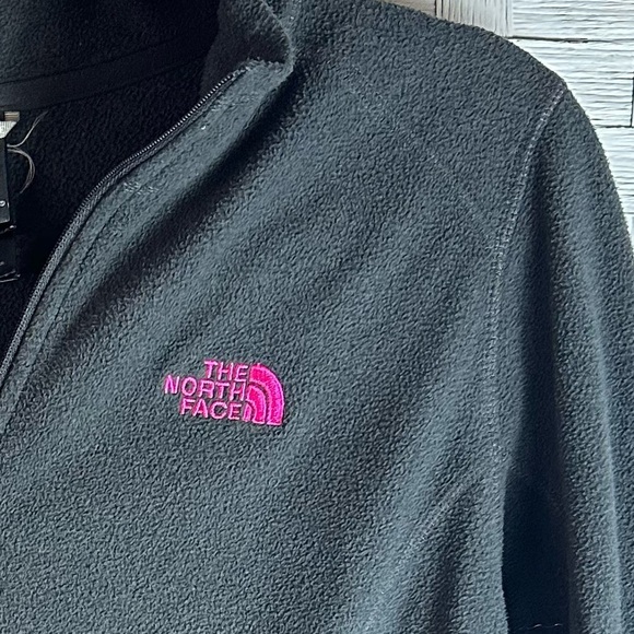 The North Face gray Fleece 1/4 Zip fall winter pull over activewear ashleisure - Picture 3 of 9